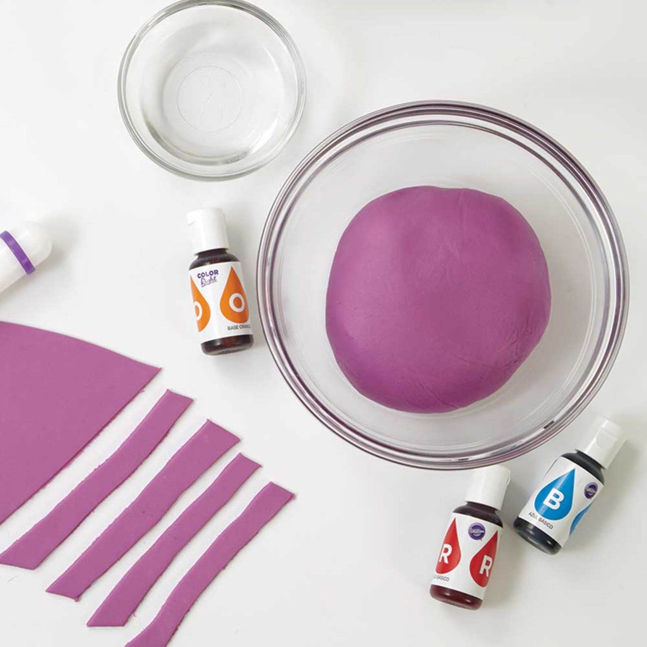 Hvordan farge marsipan og fondant