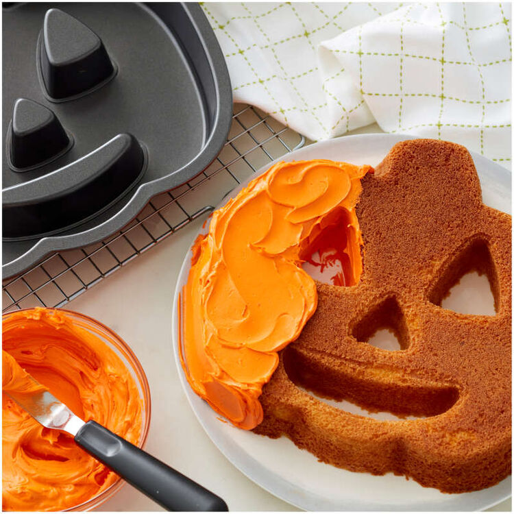 Kakeform Jack-O-Lantern med ansikt 5