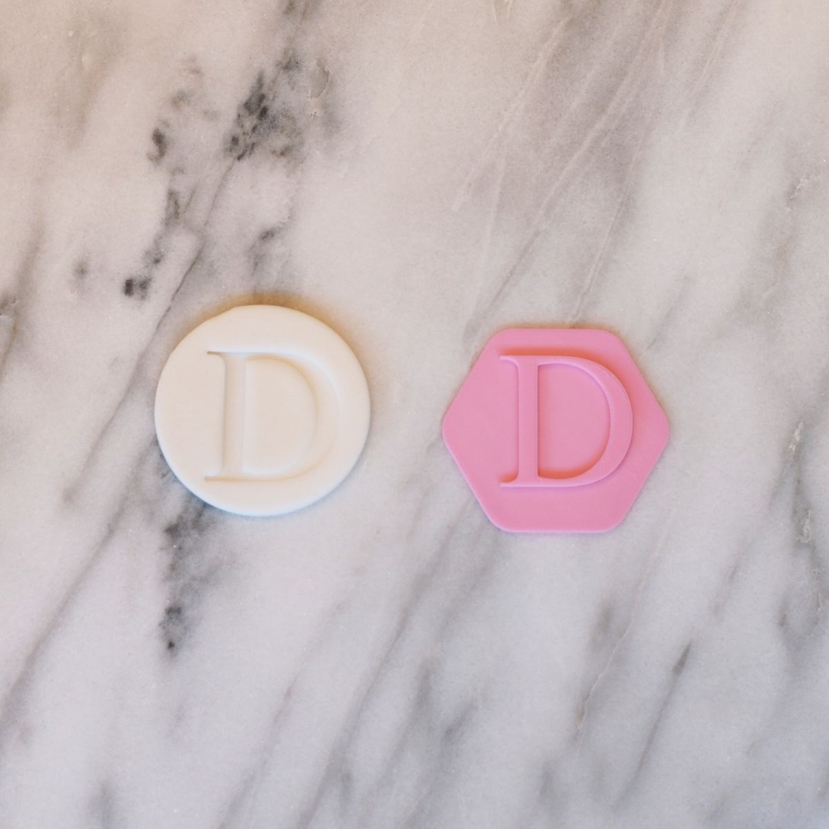 Fondantstempel Bokstav D, ca. 4 cm