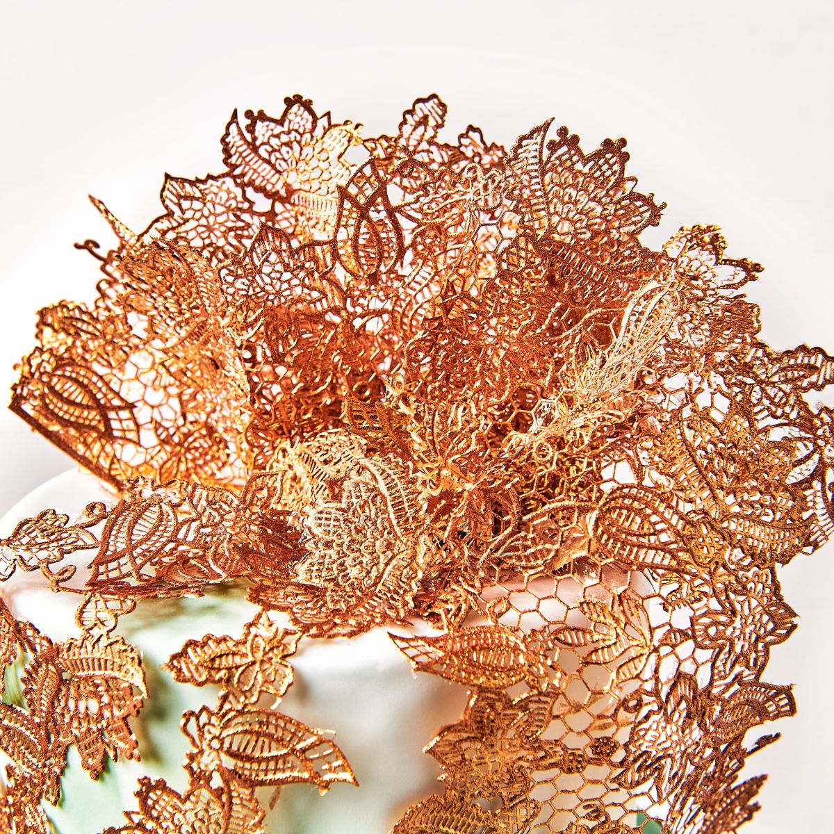 FunCakes Cake Lace Pearl Gold 200g
