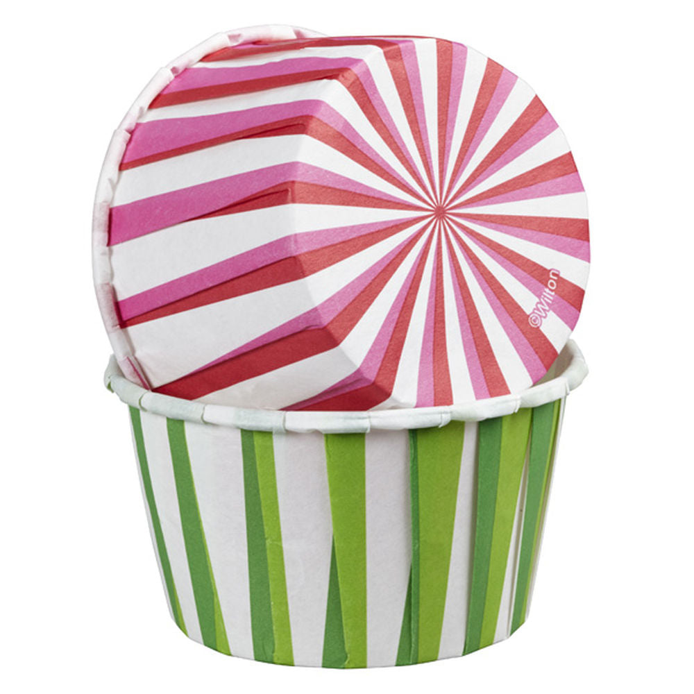 Muffinsform Nut Cup 5 cm rød/grønn/hvit, 24 stk