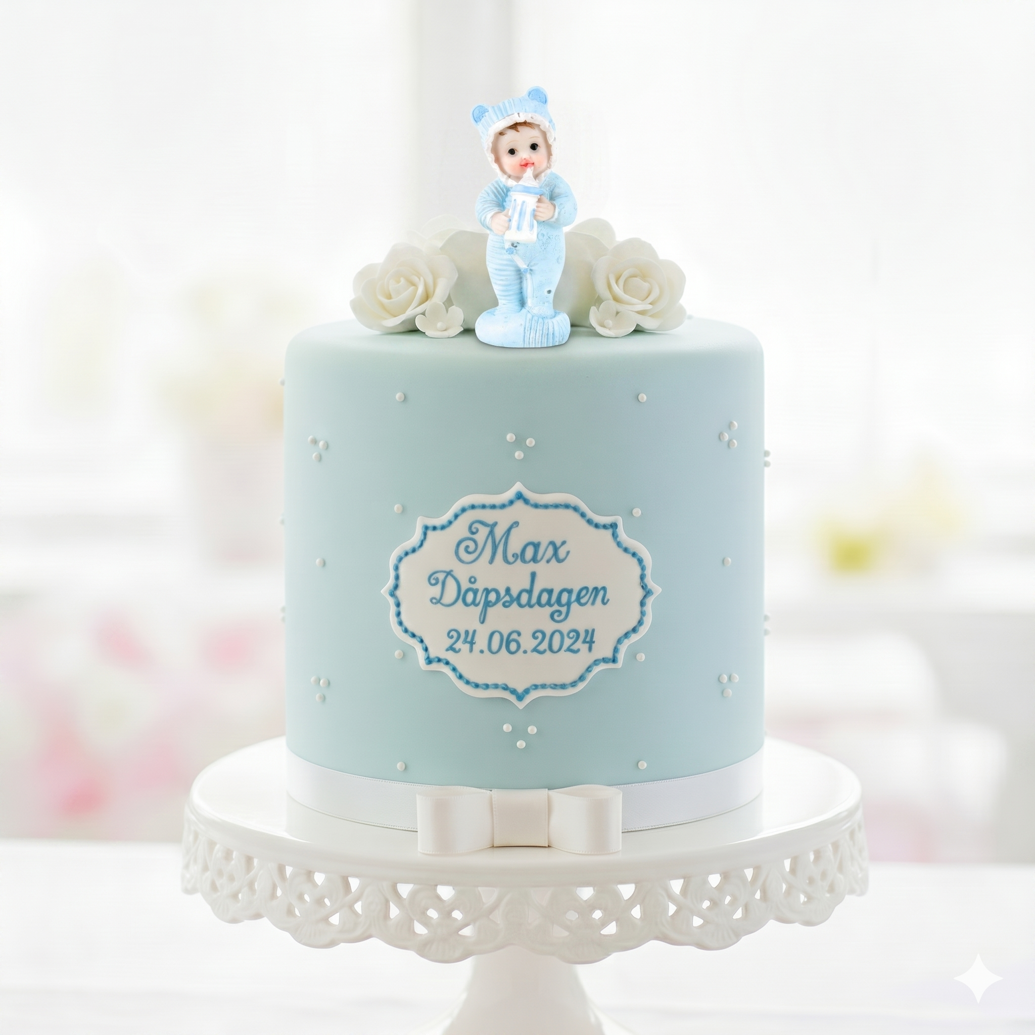 Baby med flaske, 7,5 cm, Blå