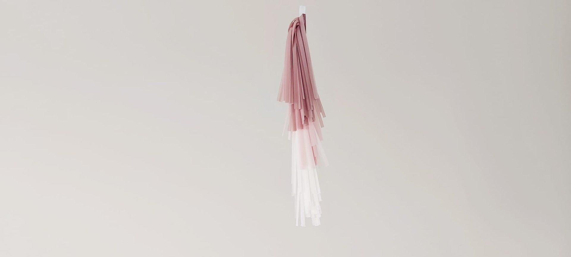 Tassel Pink Dust 35 x 25 cm 4