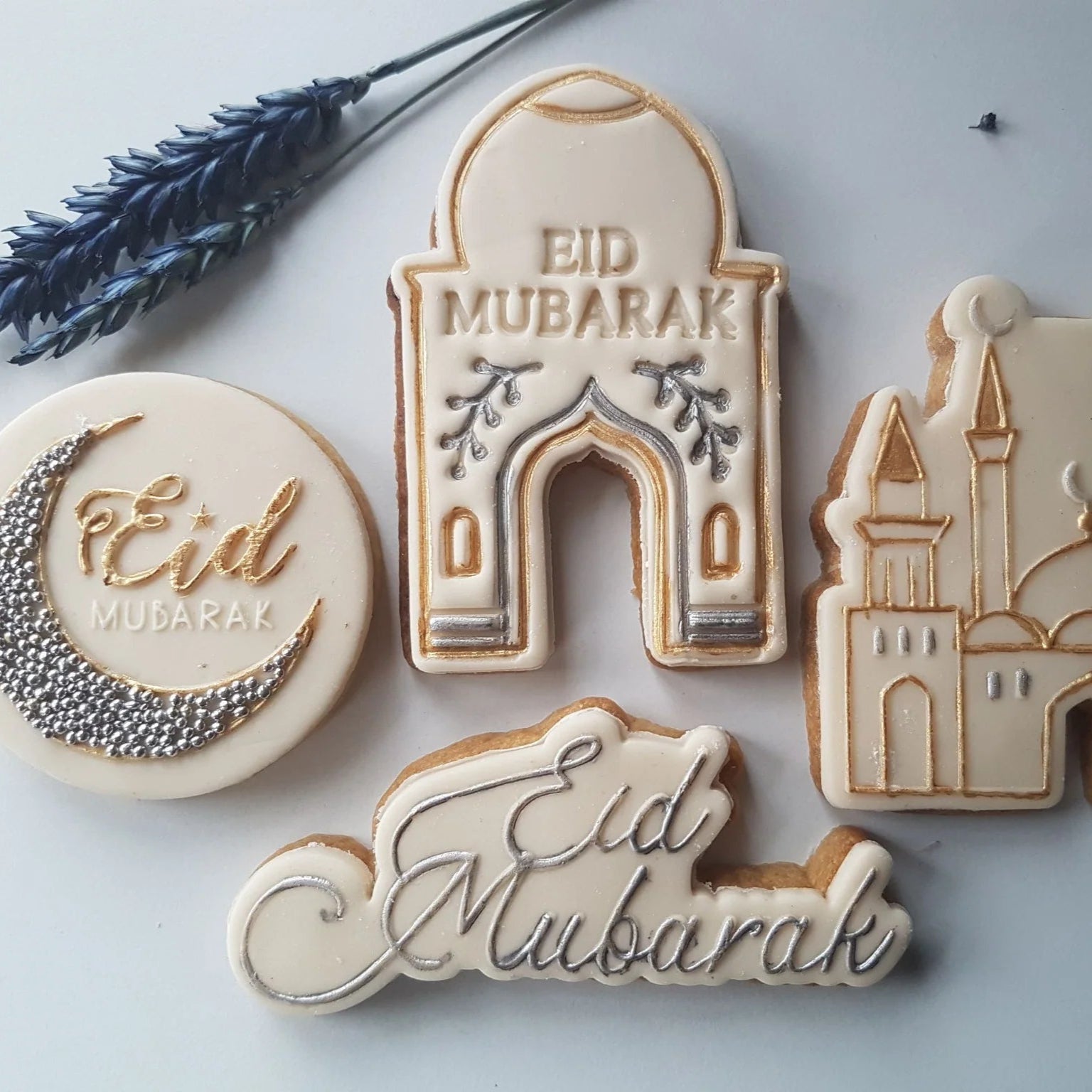 Utstikker og embosser Eid Mubarak Elegant Font 3