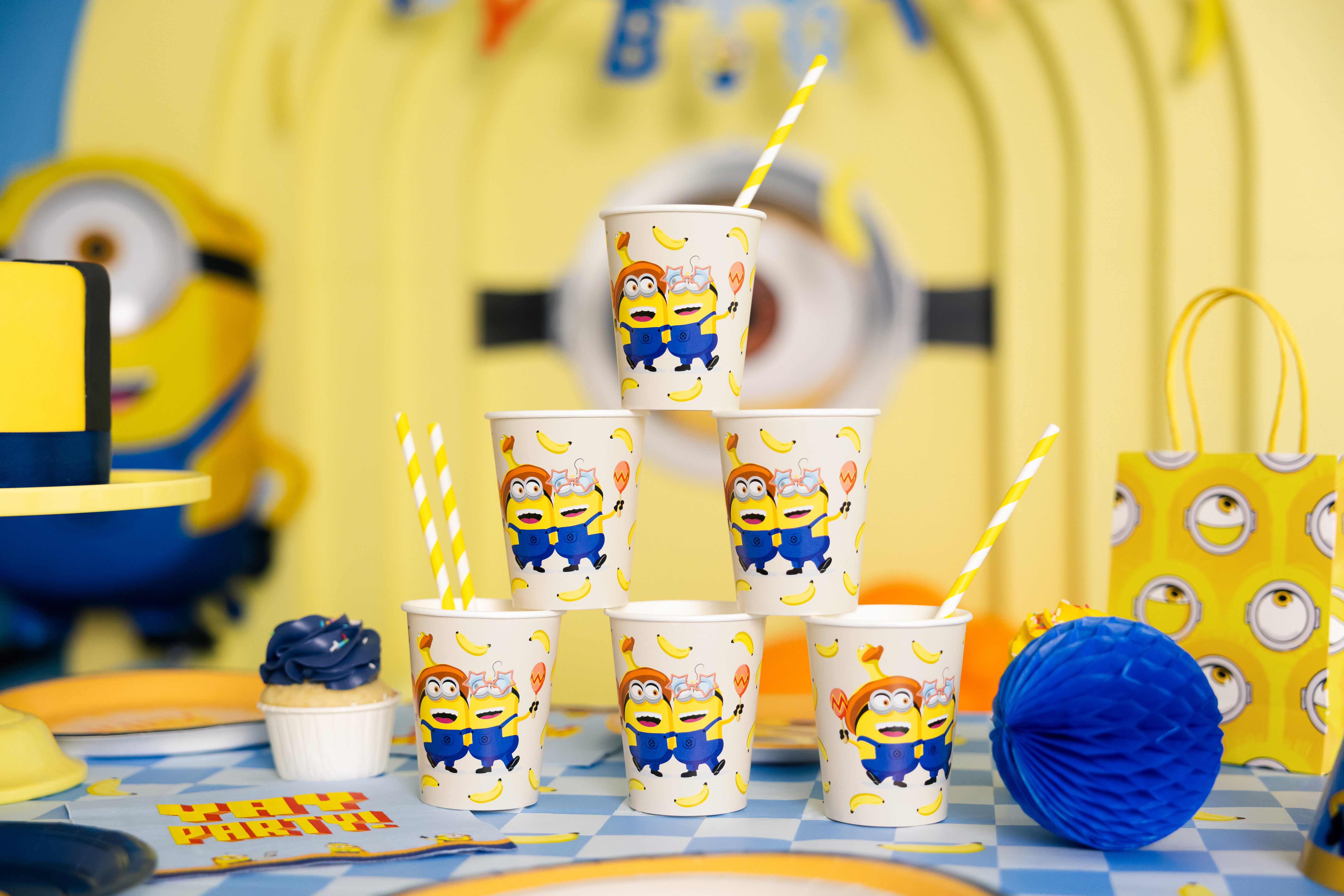 Pappkrus Minions 6 stk