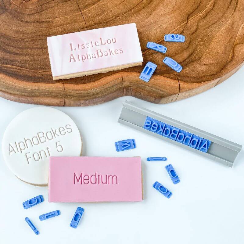 Alfabet Font 5 Medium Lowercase