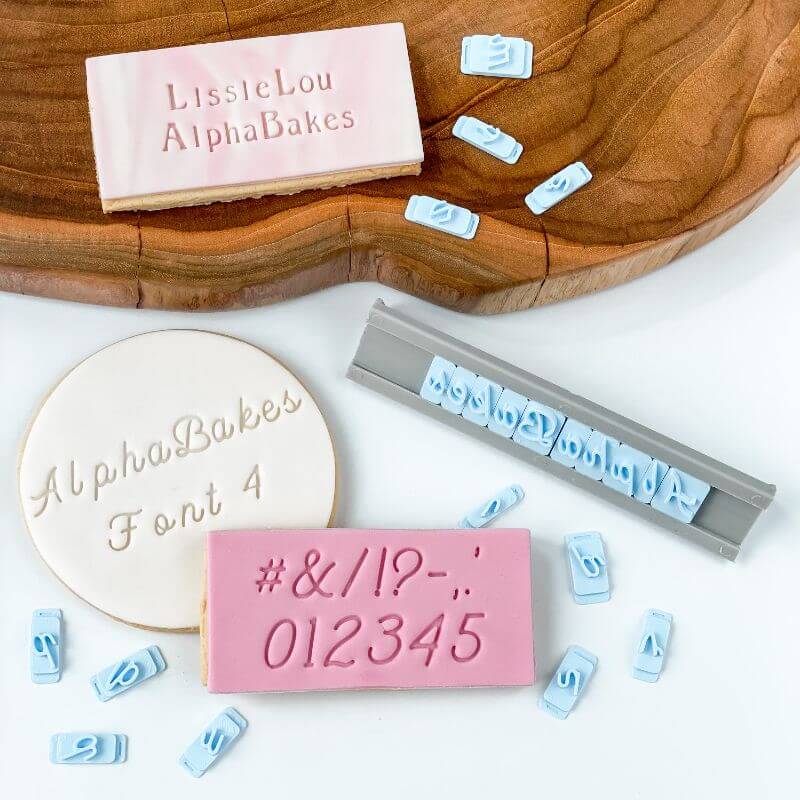 Tall og symboler Font 4 Large