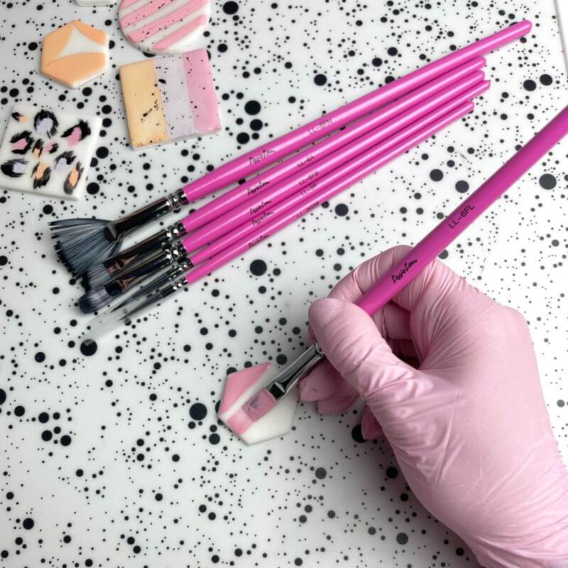 LissieLou Flat Paint Brush Size 6 3