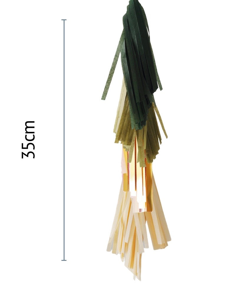 Tassel Green Gold 35 x 25 cm 2