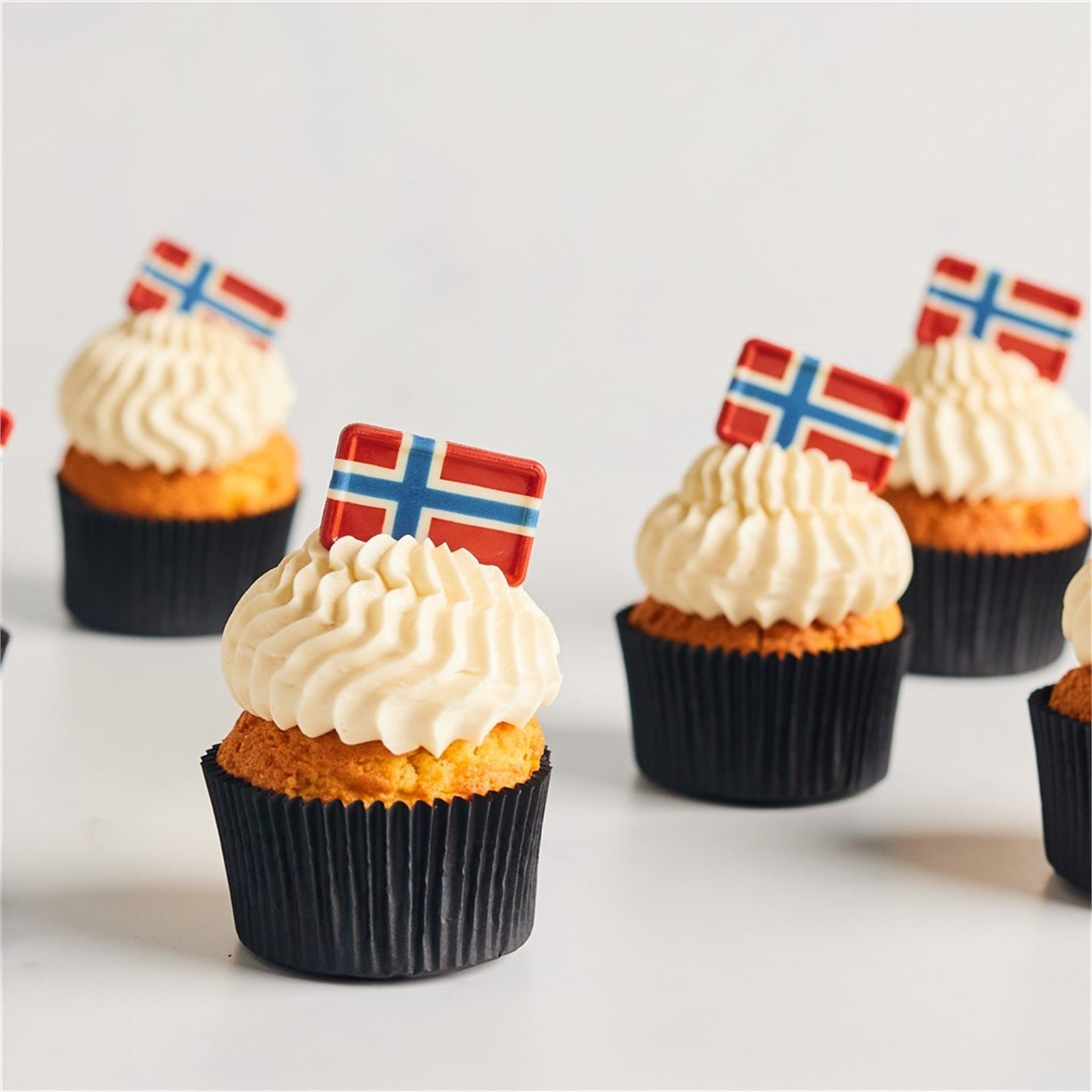 Sjokoladepynt Norsk Flagg, 6 stk