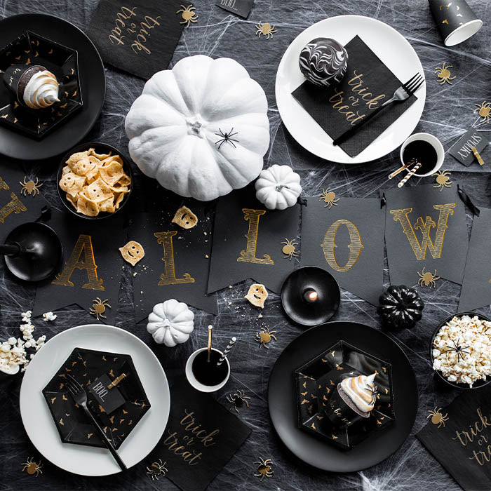 Papptallerken Svart m/Flaggemus 20cm, 6 pk 2