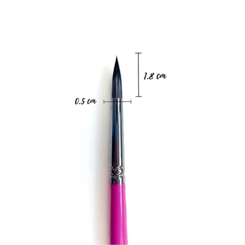 LissieLou Pointed Paint Brush Size 8
