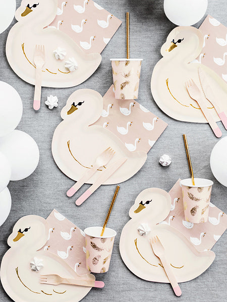 Papptallerken Svane 23,5x22,5cm, 6 stk 3