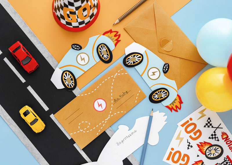 Invitasjonskort og konvolutter Biler 6 stk 3