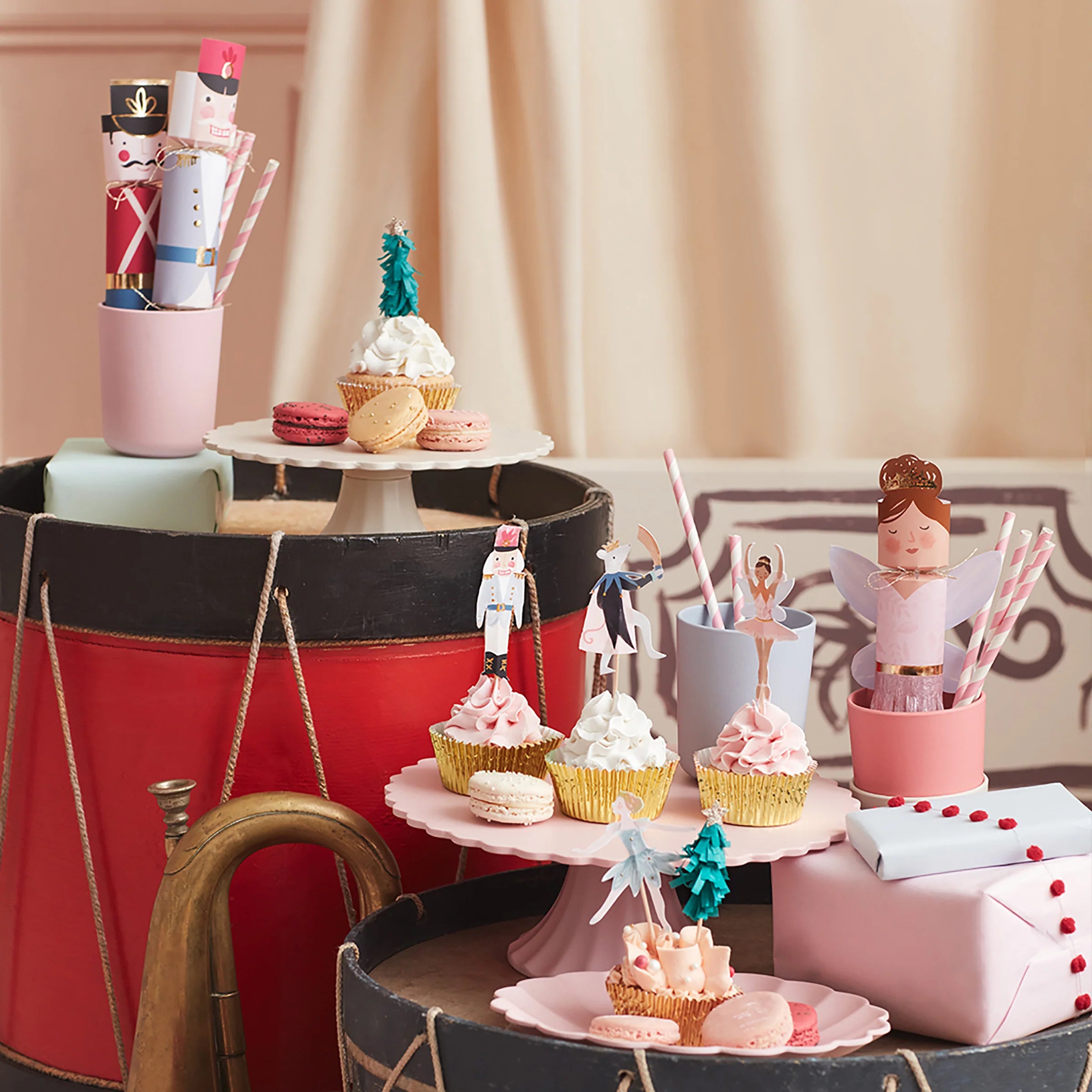 Meri Meri Cupcake Kit Nøtteknekkeren 4