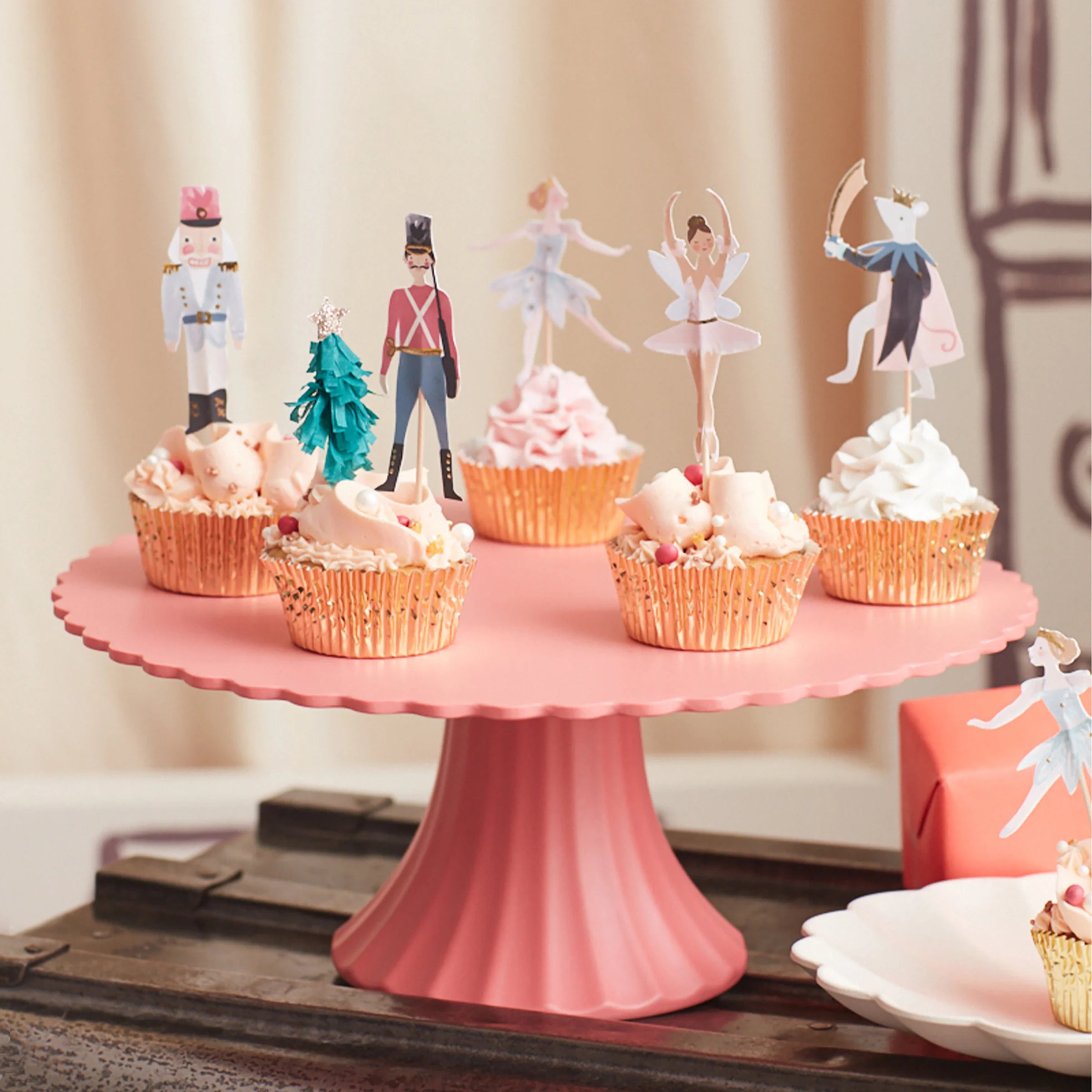 Meri Meri Cupcake Kit Nøtteknekkeren 3