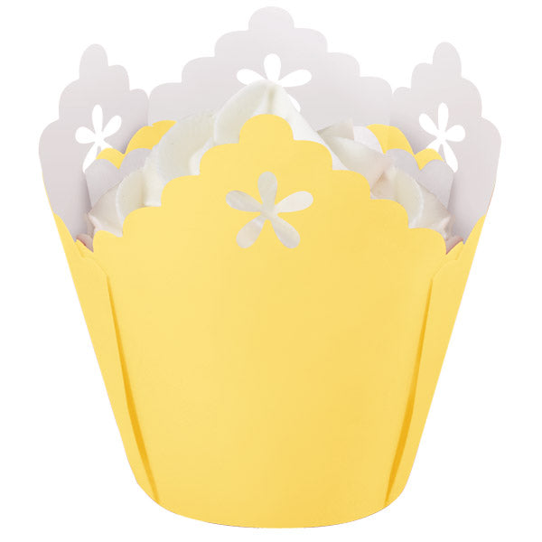 Muffinsform STD Yellow Flower Eyelet, 15 stk