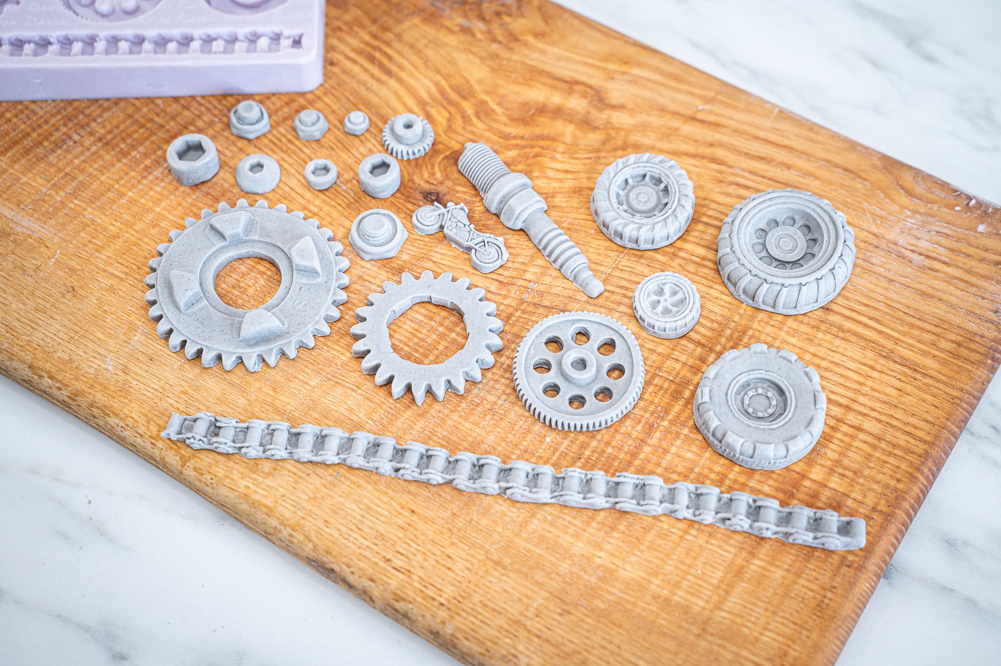 Karen Davies Silikonform Motor