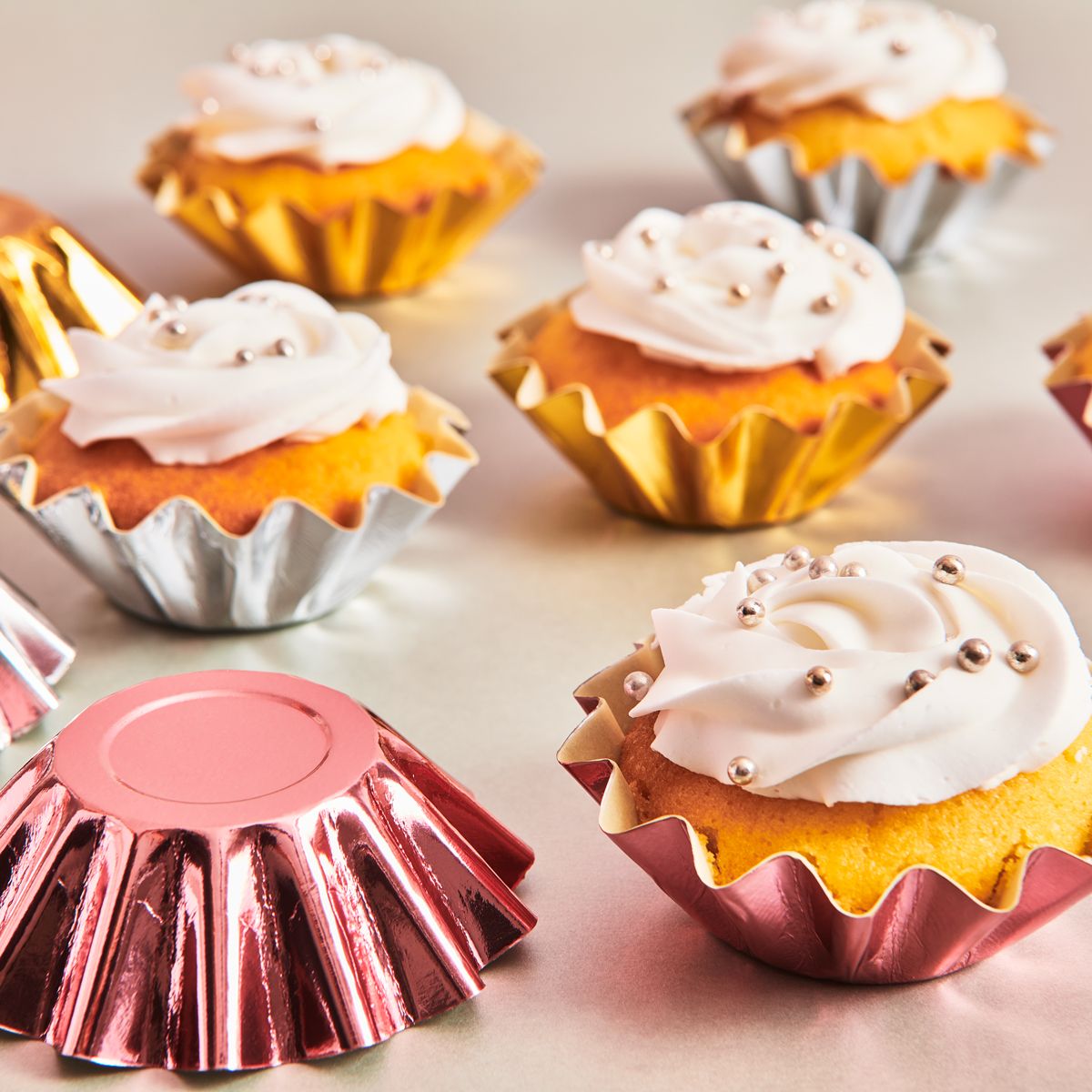 FunCakes Muffinsformer Bloom Sølv 48stk