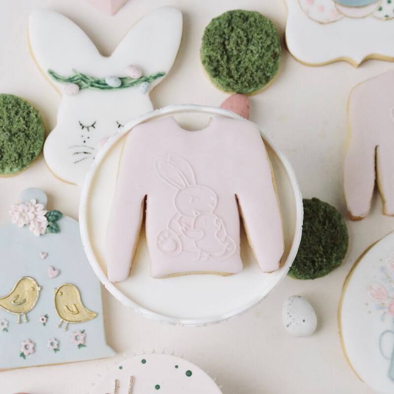 Hugging Easter Bunny and Chick Embosser 8W 2